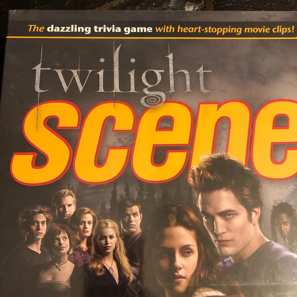 Twilight Scene It? The DVD Game Trivia Game (NEW)